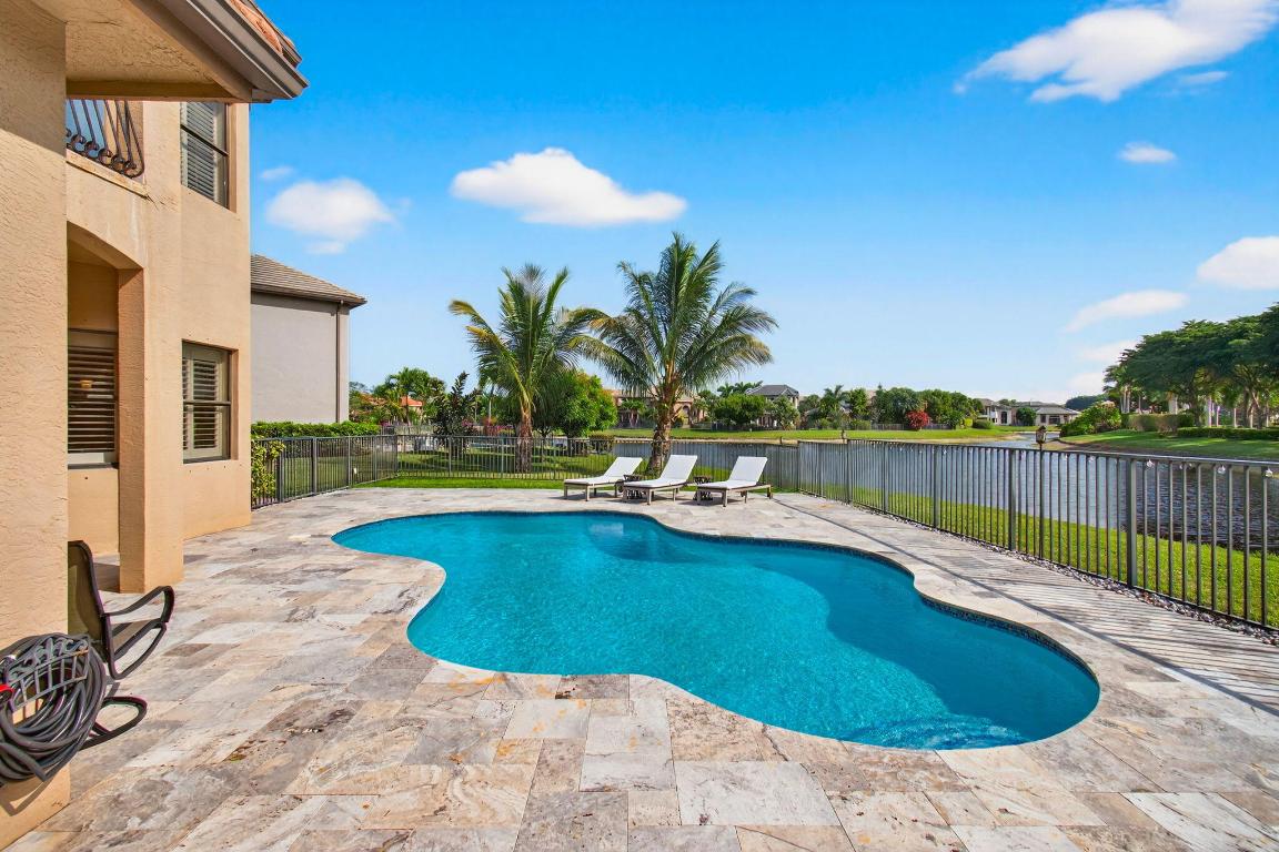 VERSAILLES - Residential