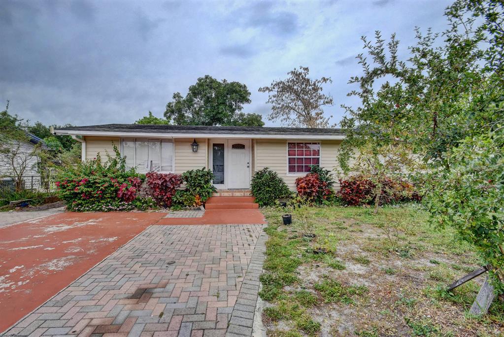 SEMINOLE MANOR 2 - Residential