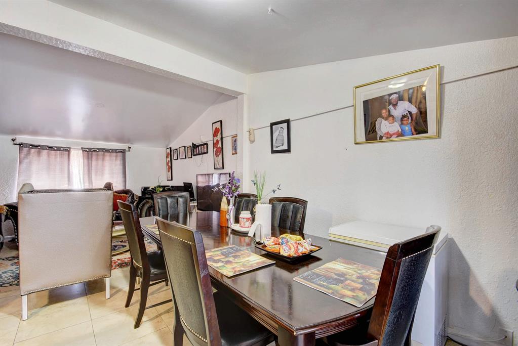 SEMINOLE MANOR 2 - Residential