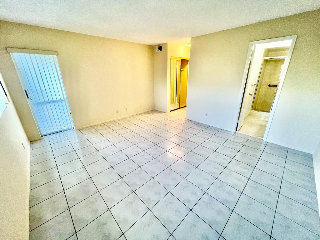 Fairways Royale Condo - Residential Lease