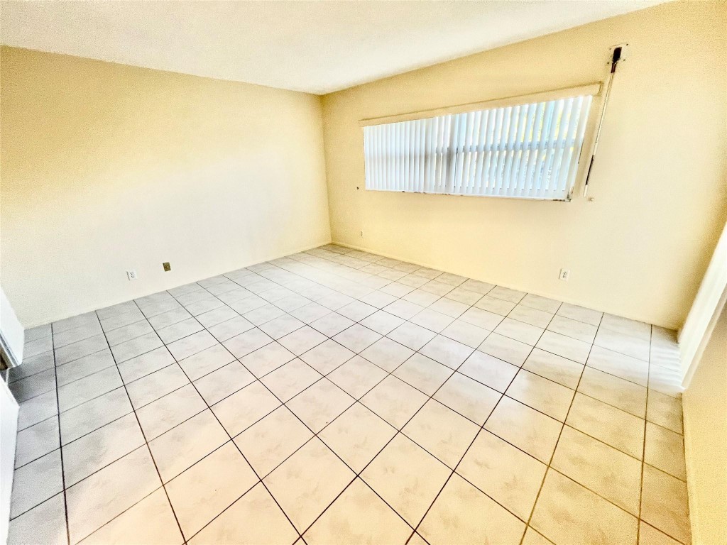 Fairways Royale Condo - Residential Lease