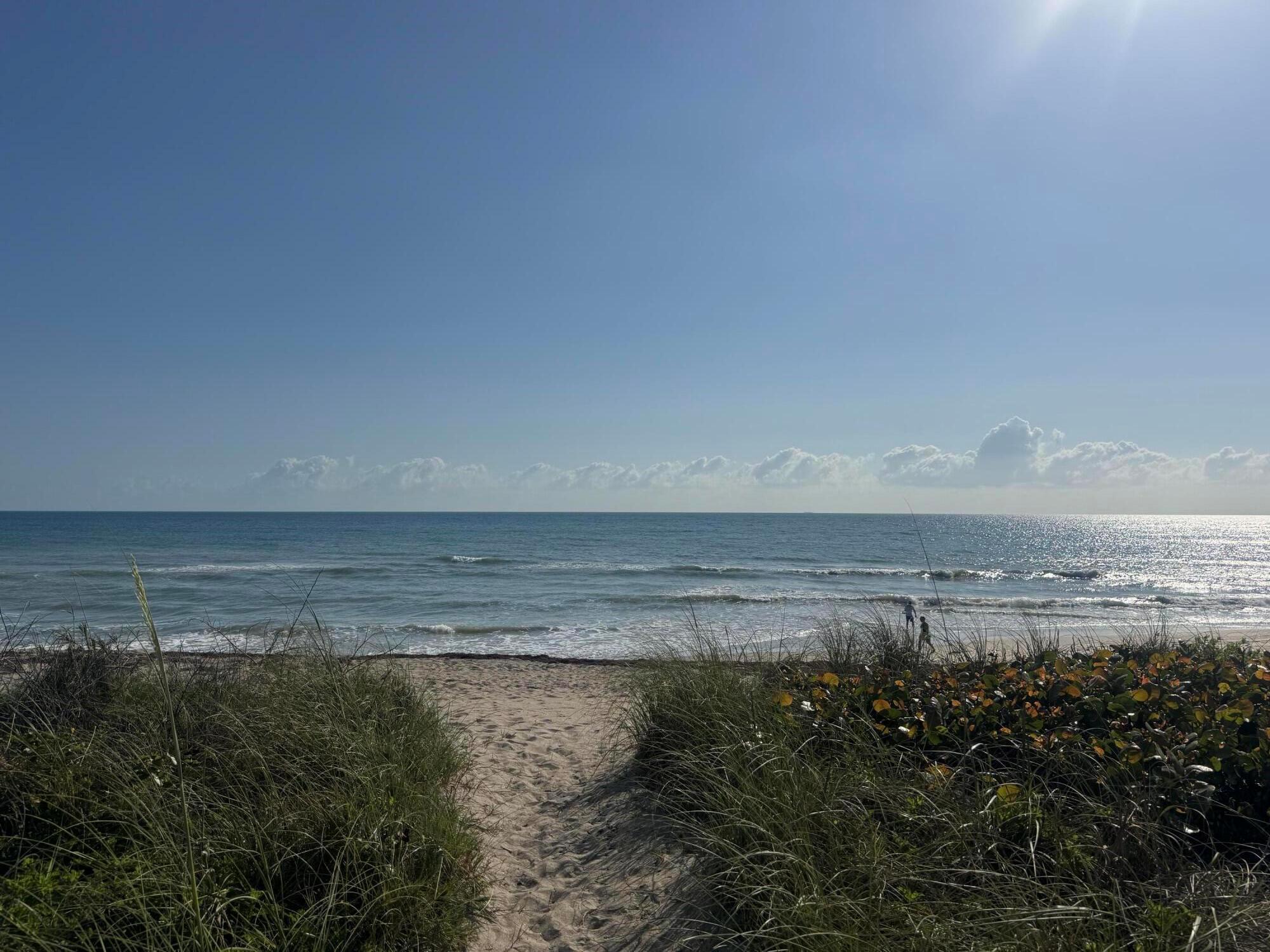 CASTLE PINES CONDOMINIUM - Residential Lease