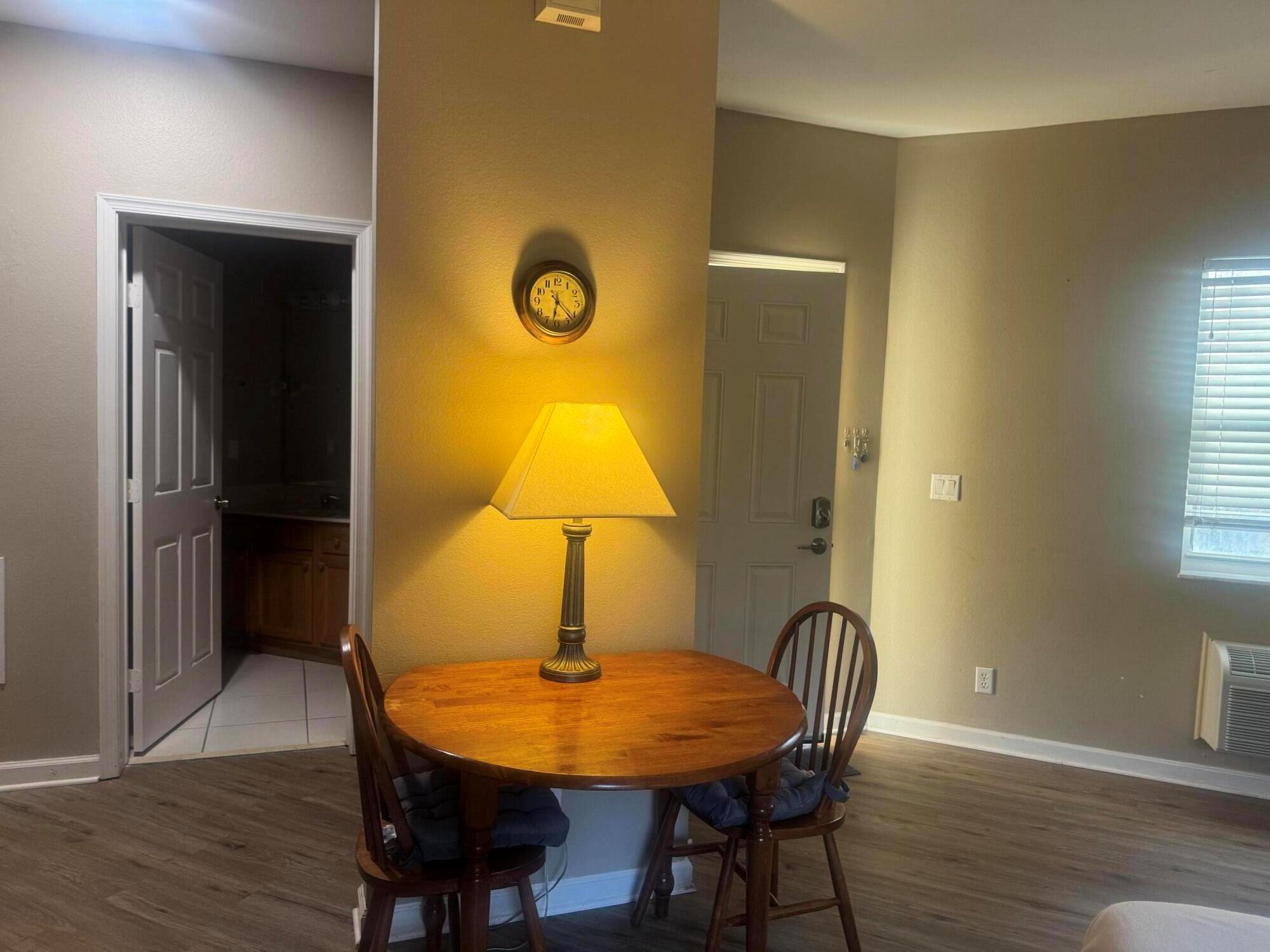 CASTLE PINES CONDOMINIUM - Residential Lease