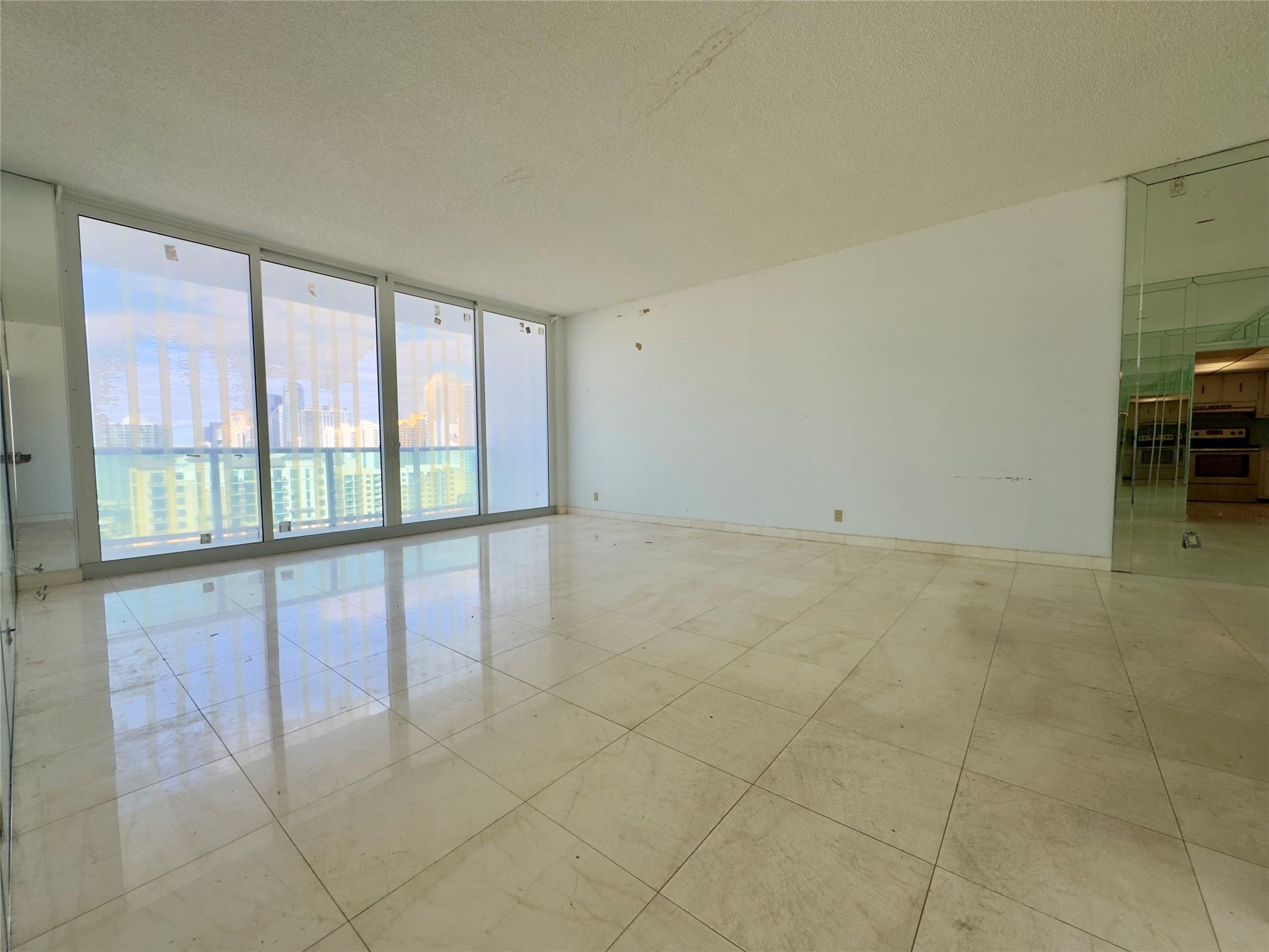 Arlen House East - Residential