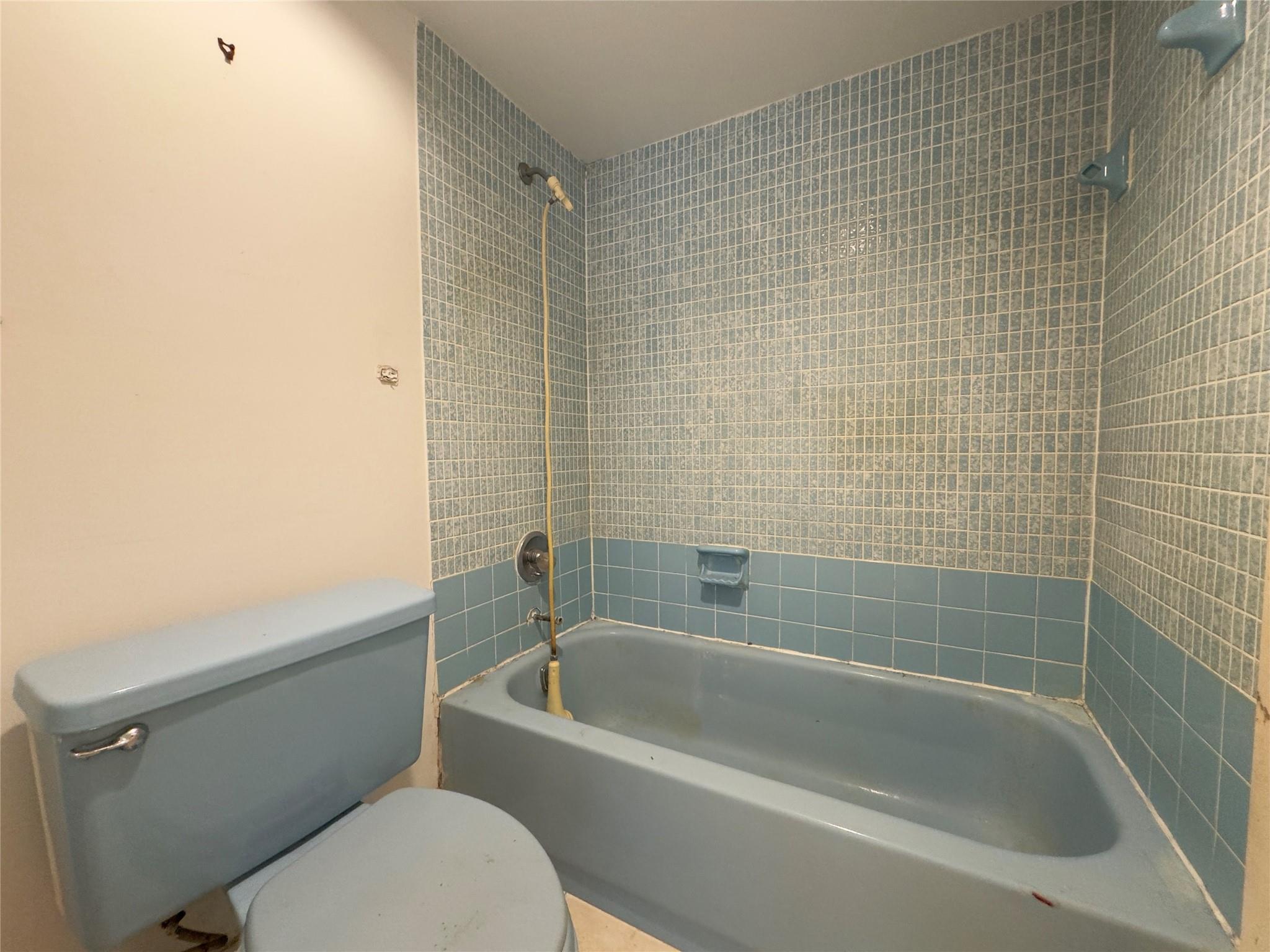 Arlen House East - Residential