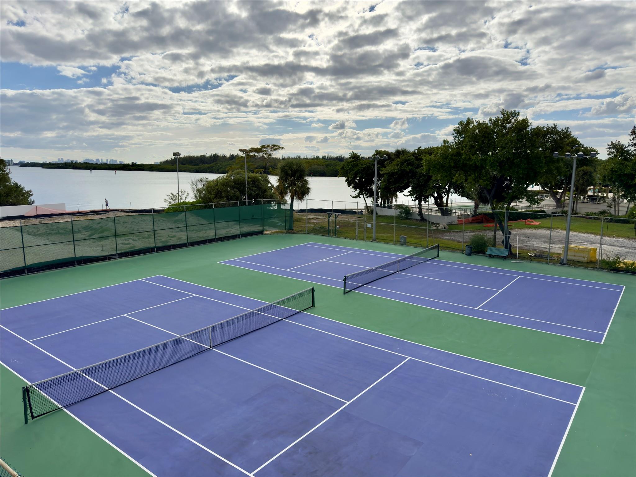 Arlen House East - Residential