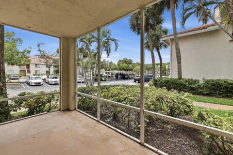 Tiny photo for 20101 Glenmoor Drive, West Palm Beach, FL 33409 (MLS # B26054190)