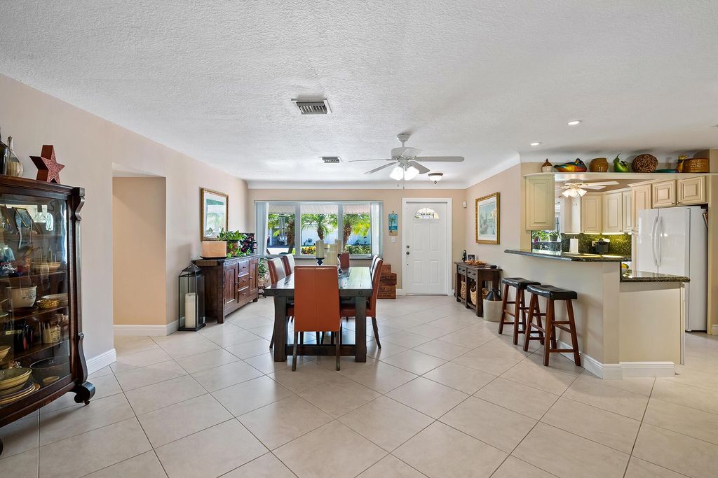Photo of 2251 NE 37th Court, Lighthouse Point, FL 33064 (MLS # R11140306)
