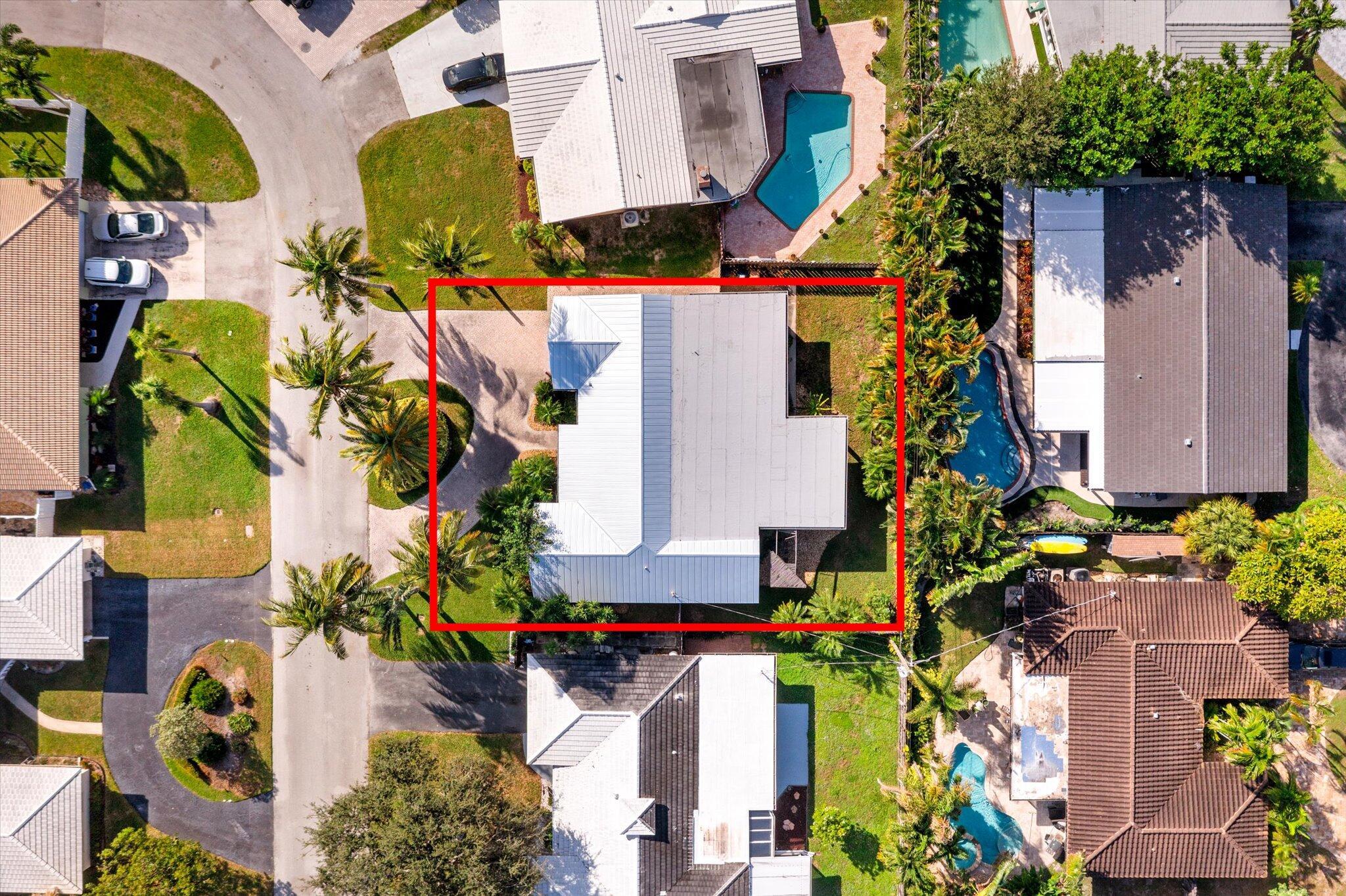 LIGHTHOUSE MANOR - Residential