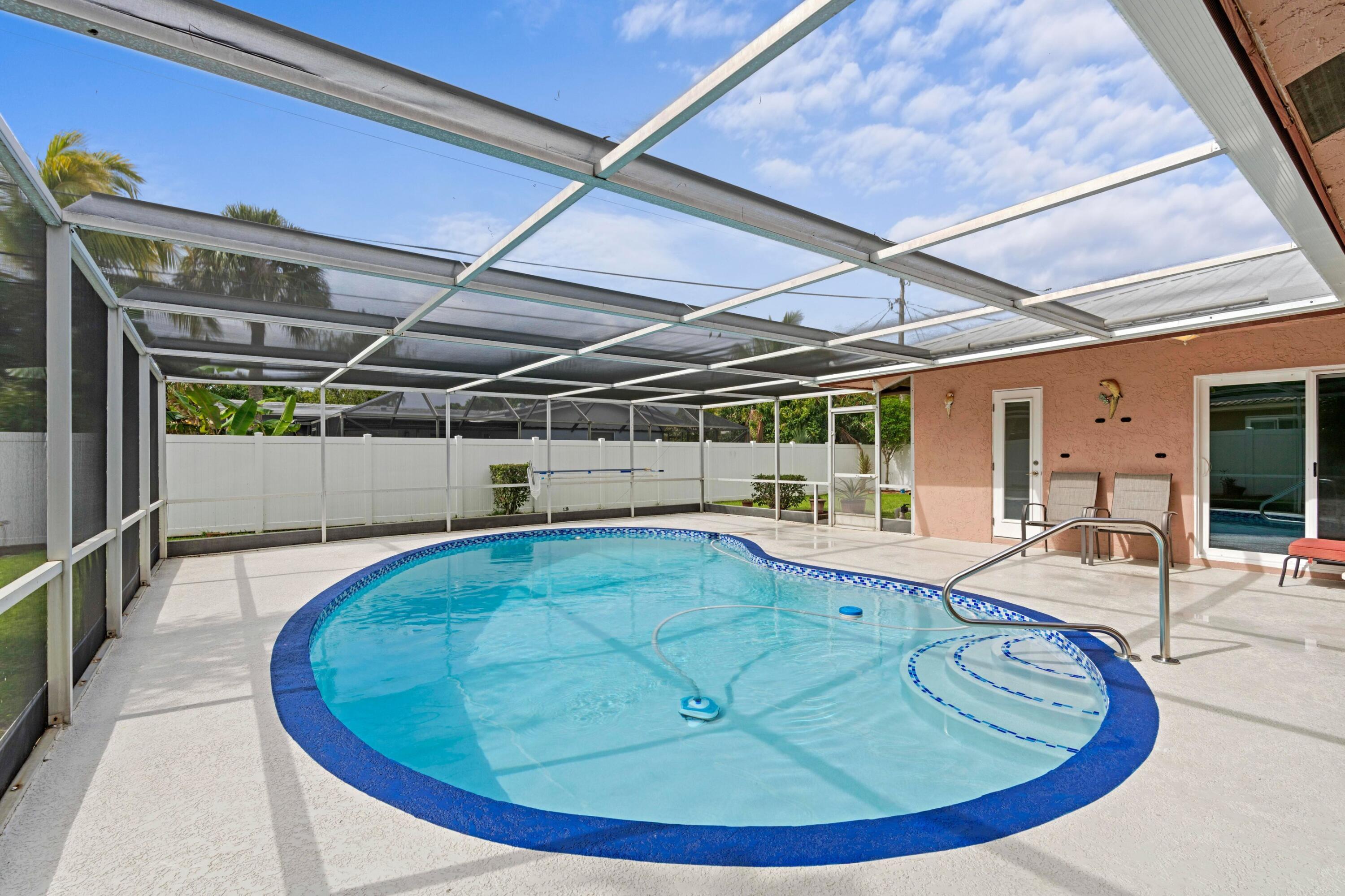 COUNTRY CLUB VILLAGE SEC C - Residential