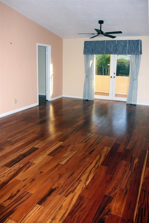 Lake Clarke Manor - Residential