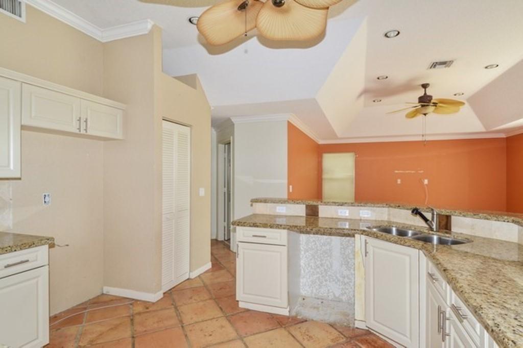 LAKE CHARLESTON PAR P AND U - Residential