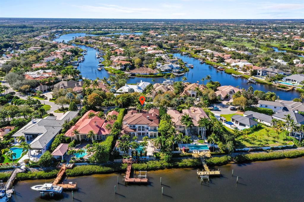 ADMIRALS COVE - Residential