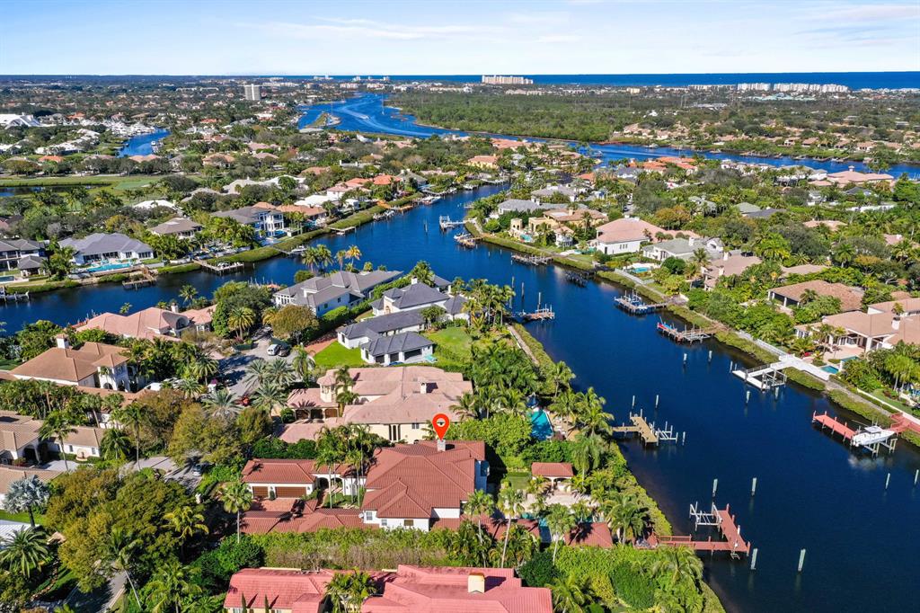 ADMIRALS COVE - Residential