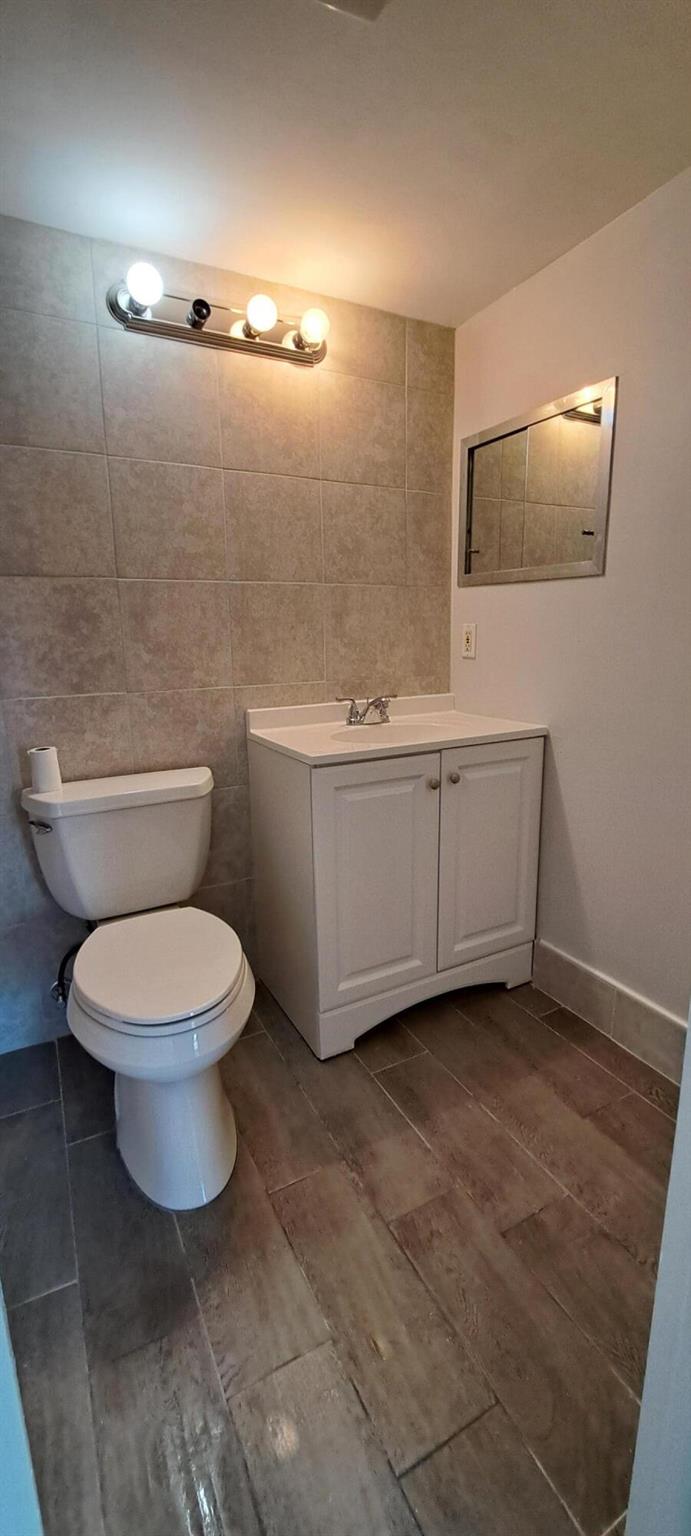 HASTINGS CONDOS - Residential Lease