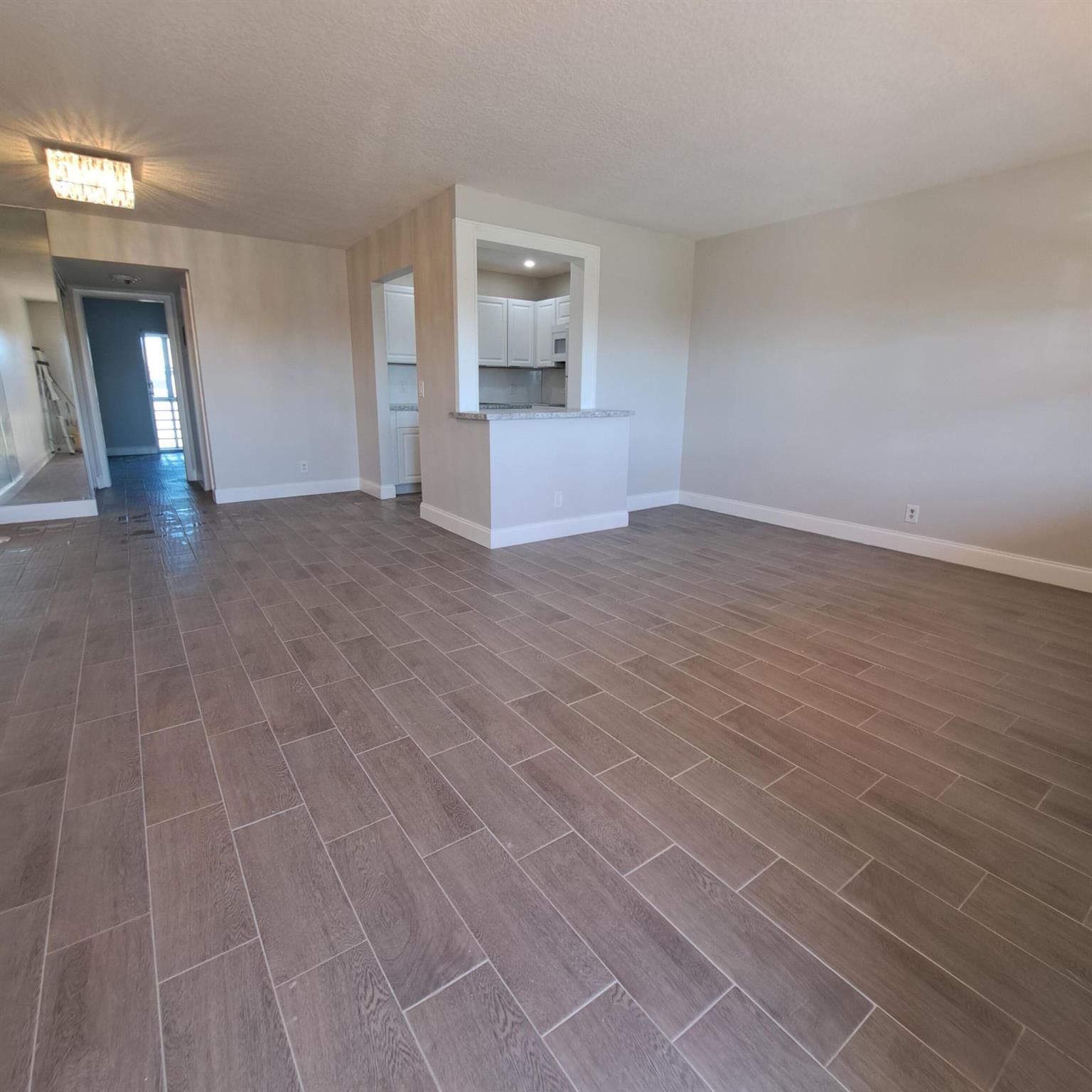 HASTINGS CONDOS - Residential Lease