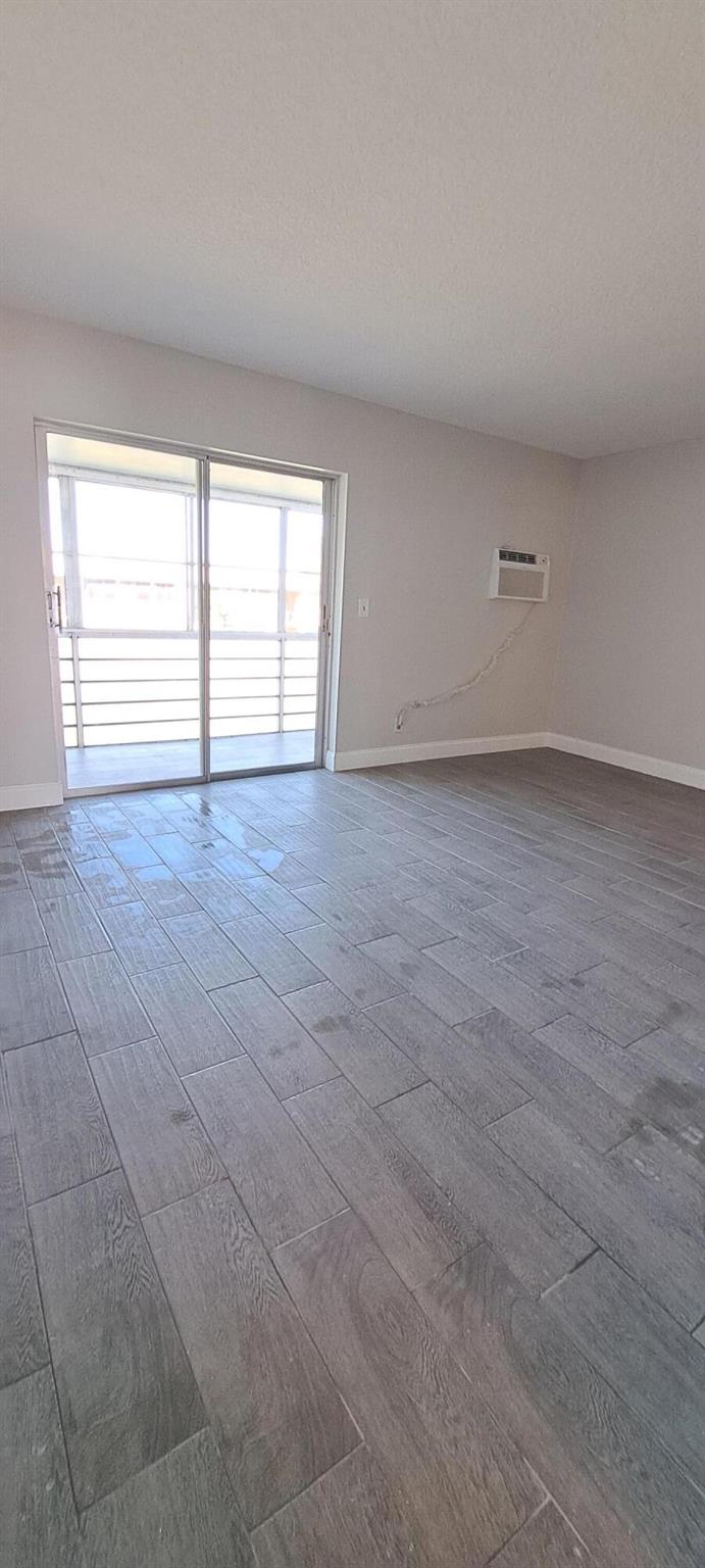 HASTINGS CONDOS - Residential Lease