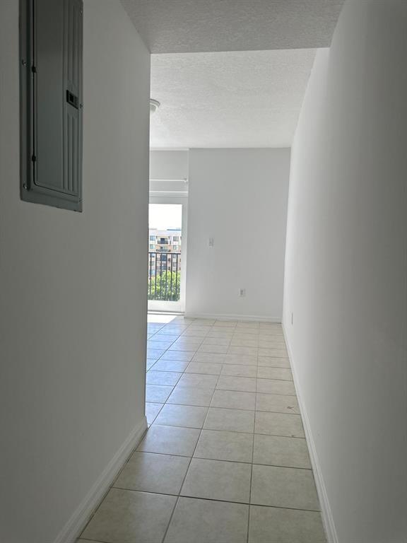 EMERALD PLAZA ON CORAL - Residential Lease