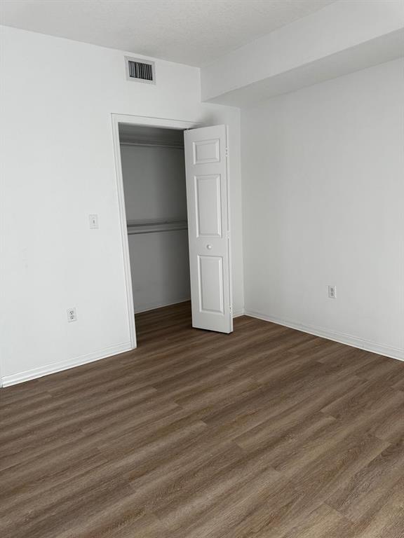 EMERALD PLAZA ON CORAL - Residential Lease