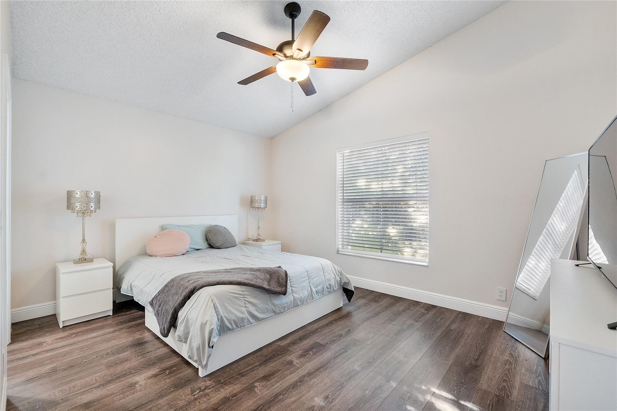 Coral Bay - Residential