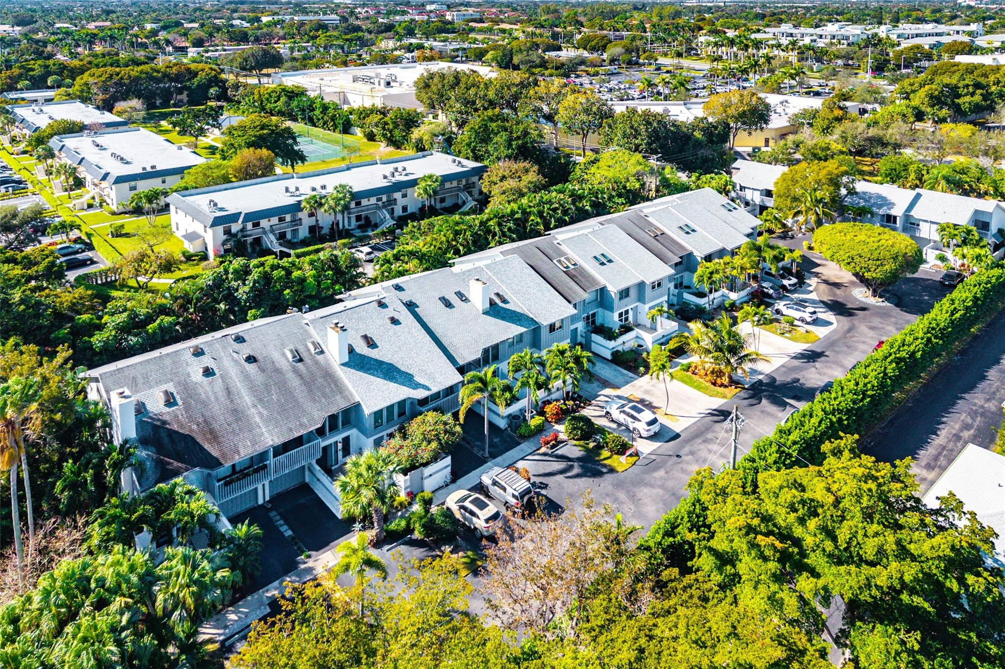 HARBOUR CLUB - Residential Lease