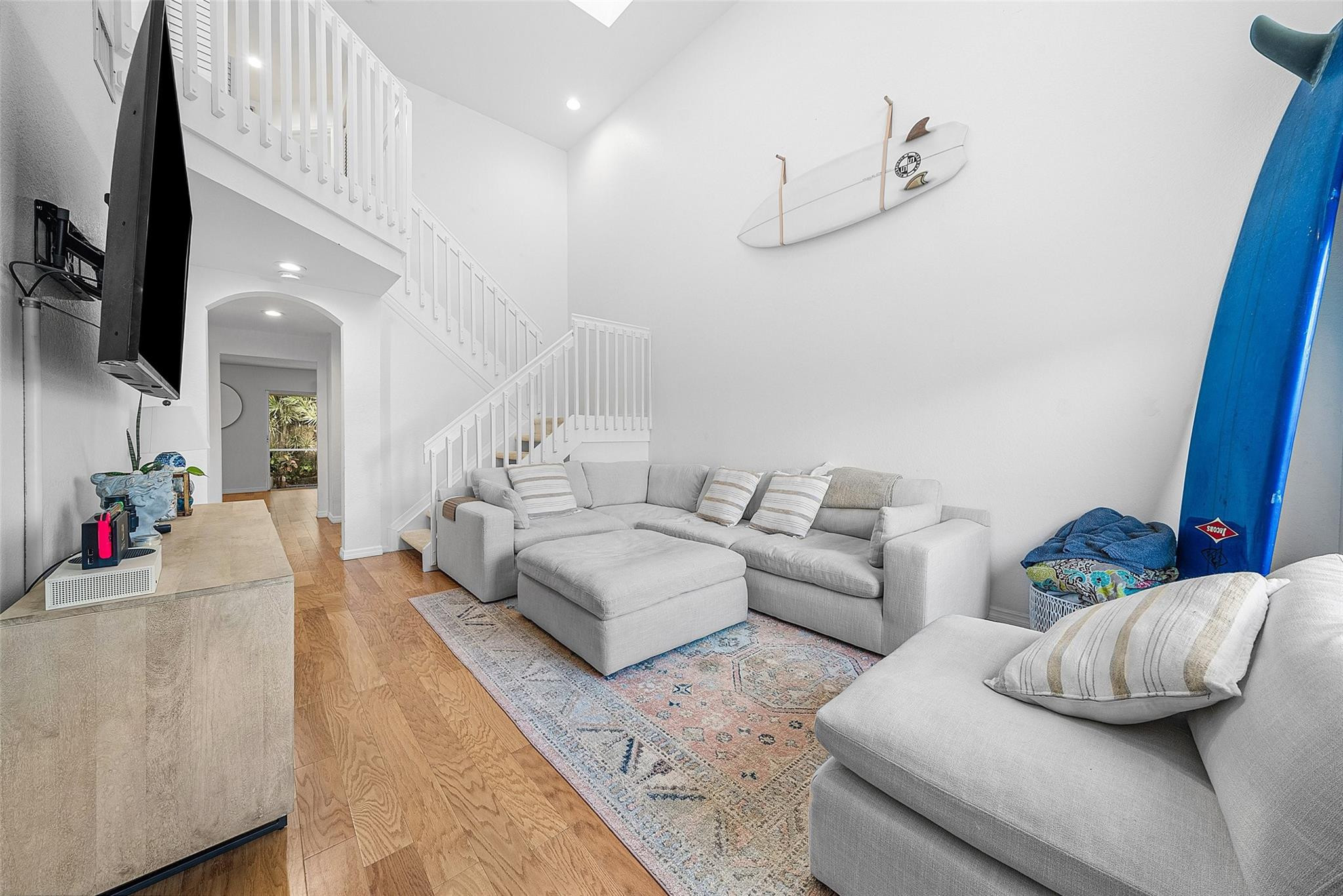 HARBOUR CLUB - Residential Lease