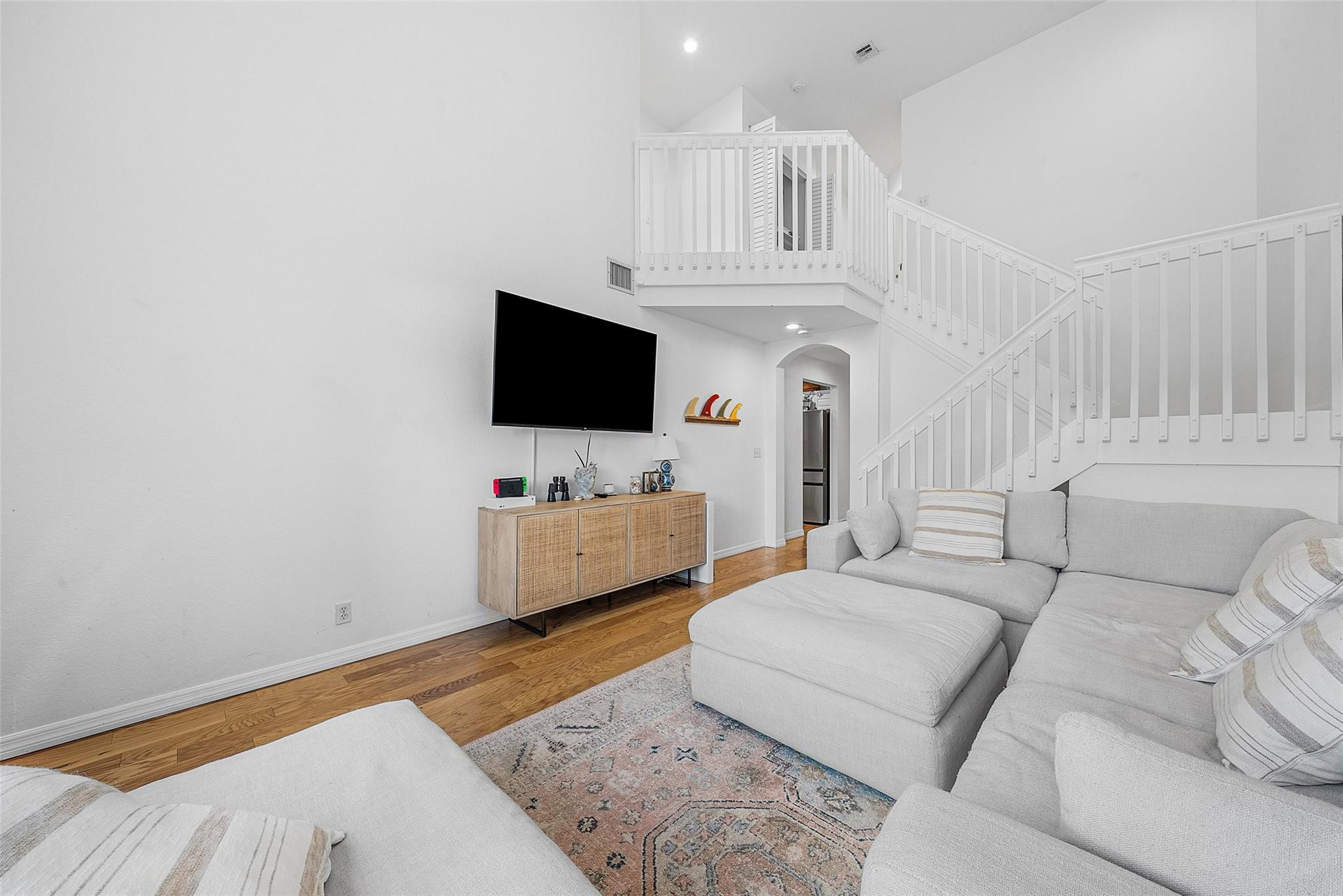 HARBOUR CLUB - Residential Lease