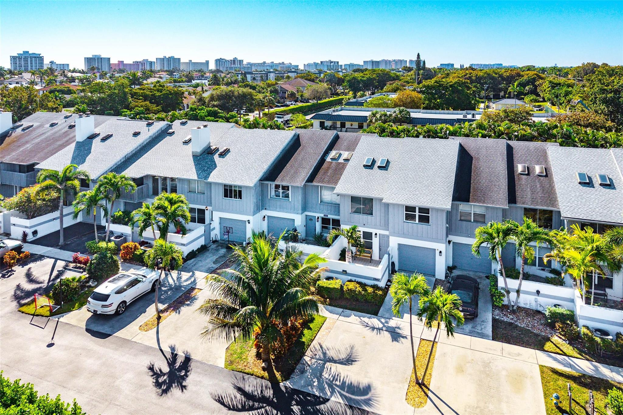 HARBOUR CLUB - Residential Lease