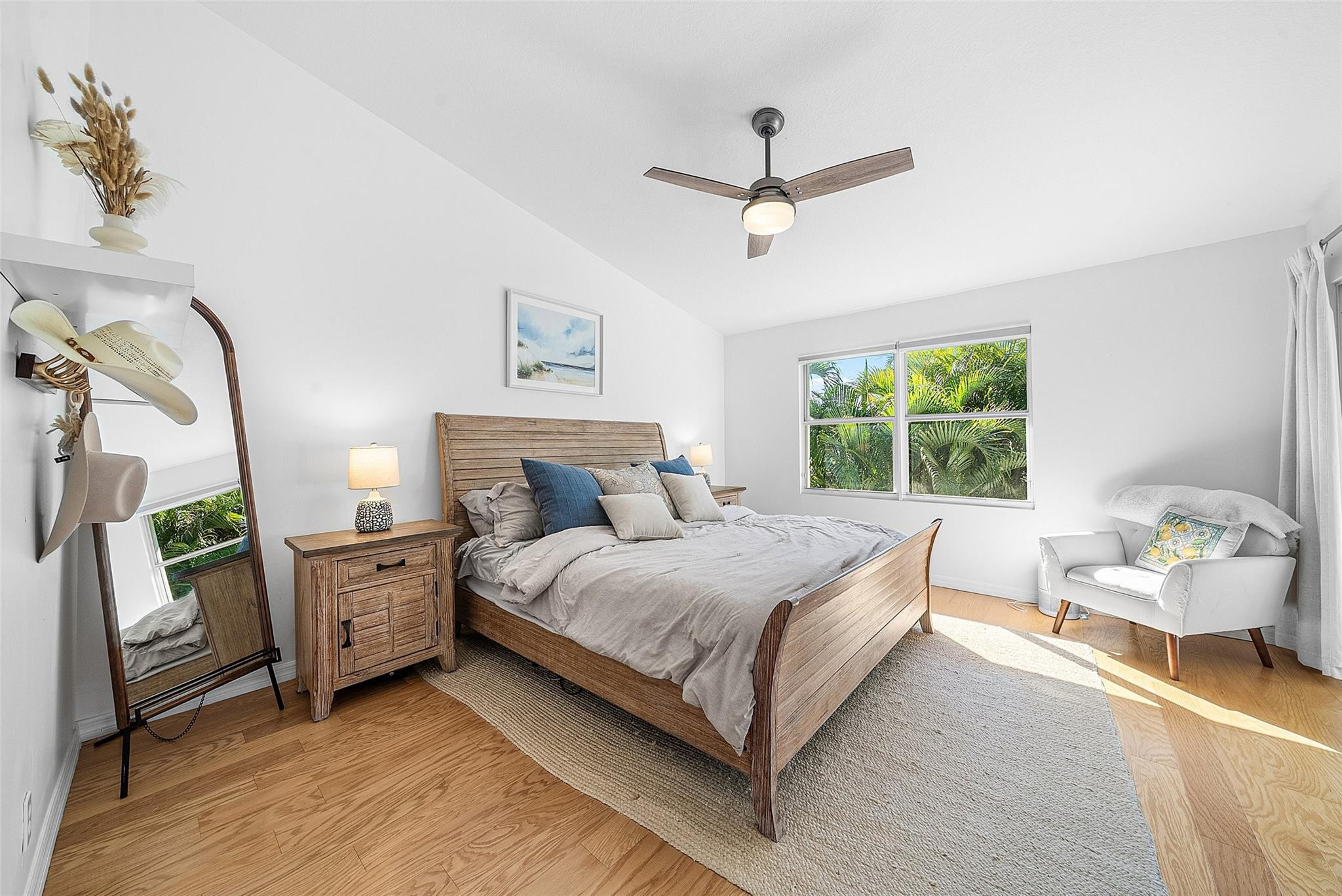 HARBOUR CLUB - Residential Lease