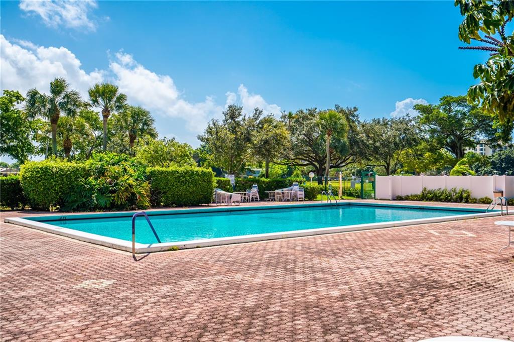 Palm Aire Country Club - Residential