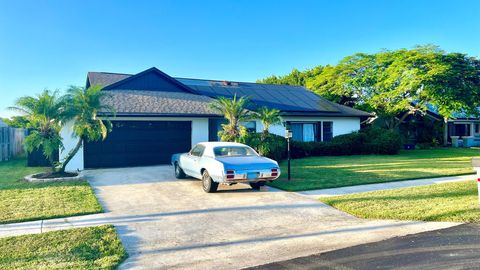 A home in Lake Worth