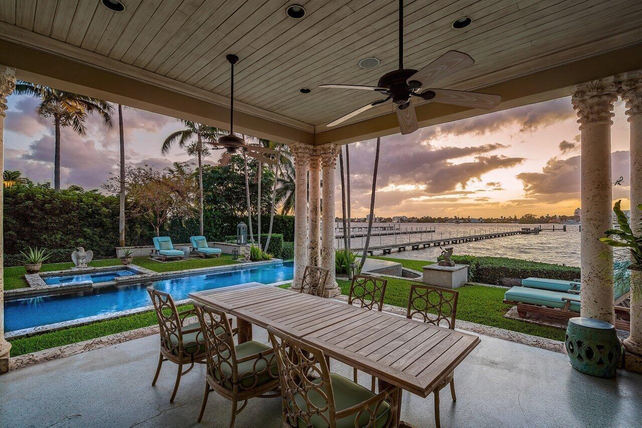 LAKE SHORES LANTANA - Residential