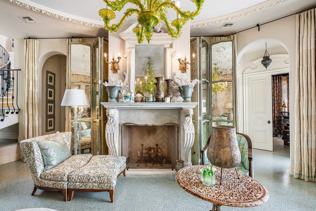 LAKE SHORES LANTANA - Residential