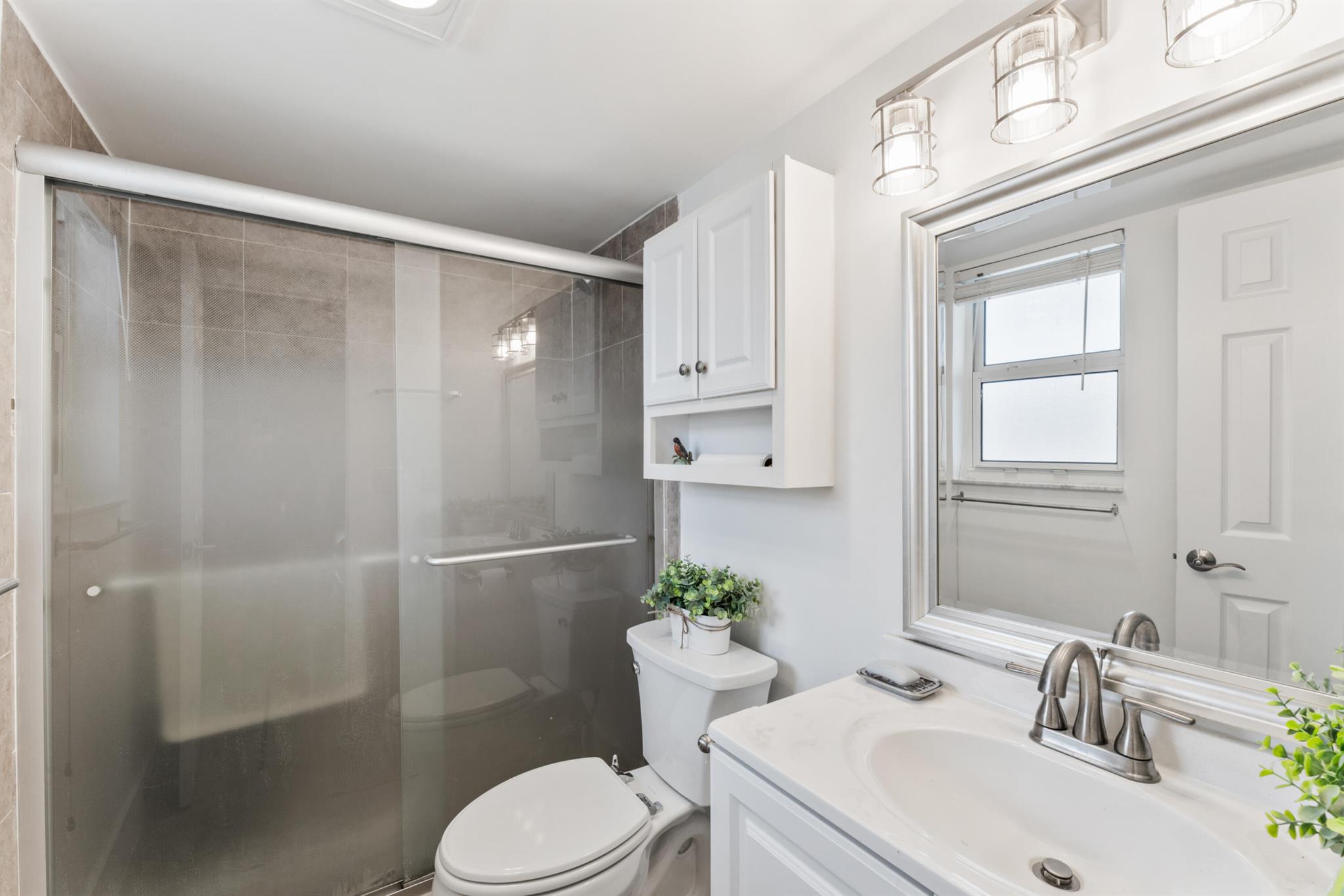 SHORE SIDE COND DECL FILE - Residential