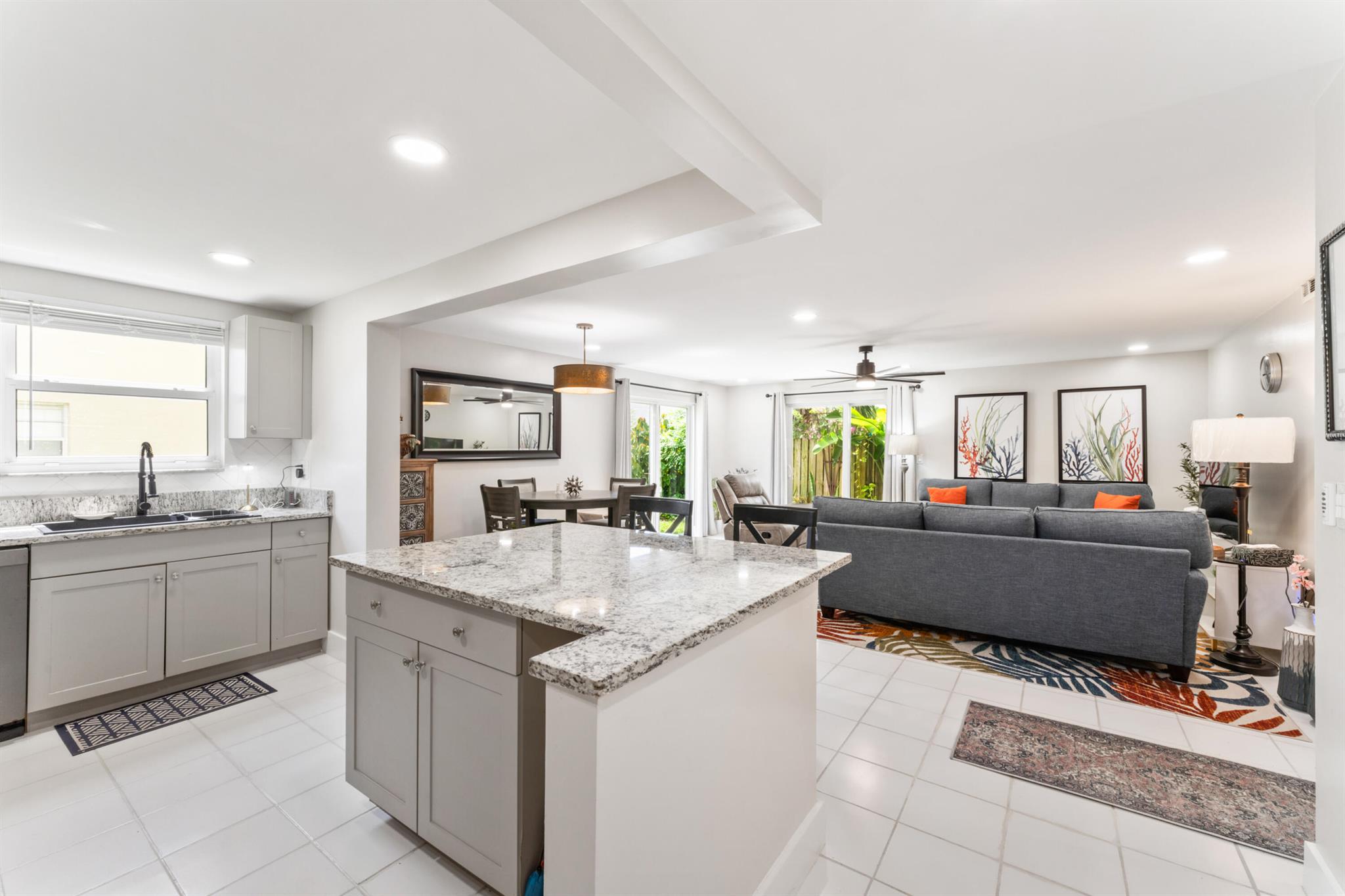 SHORE SIDE COND DECL FILE - Residential