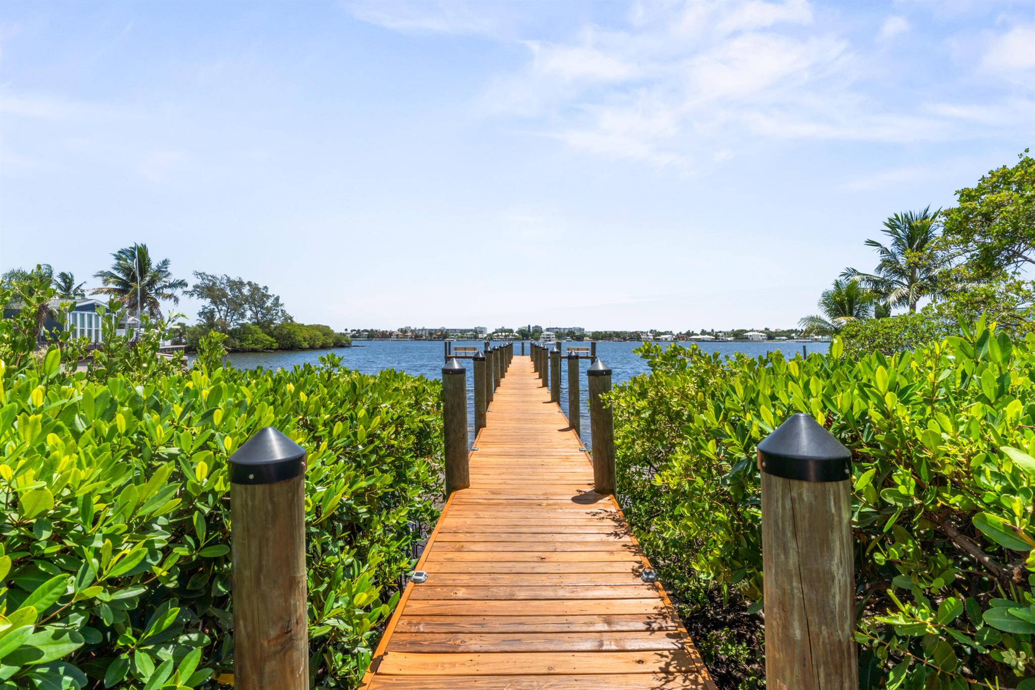 SHORE SIDE COND DECL FILE - Residential
