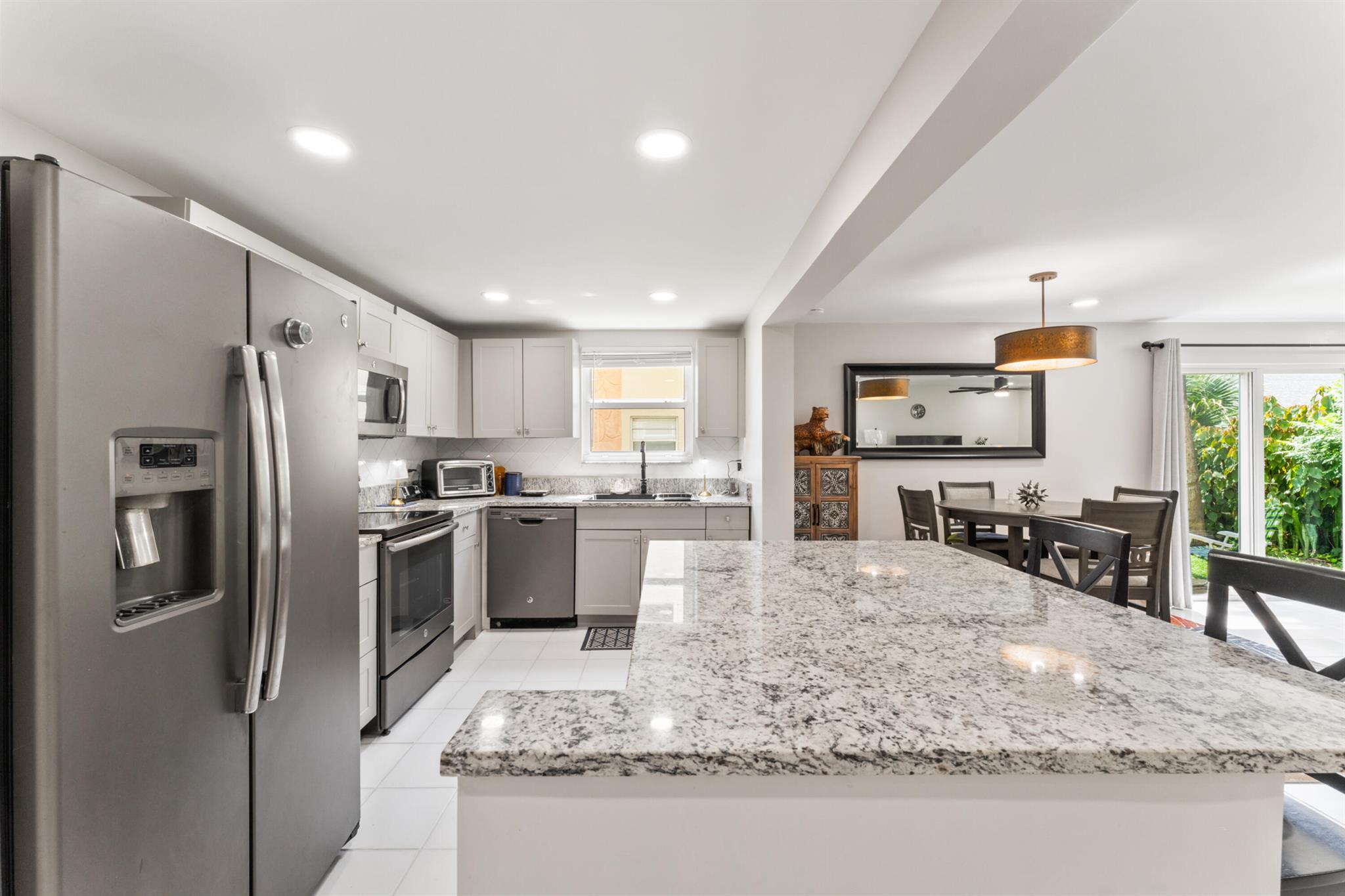 SHORE SIDE COND DECL FILE - Residential