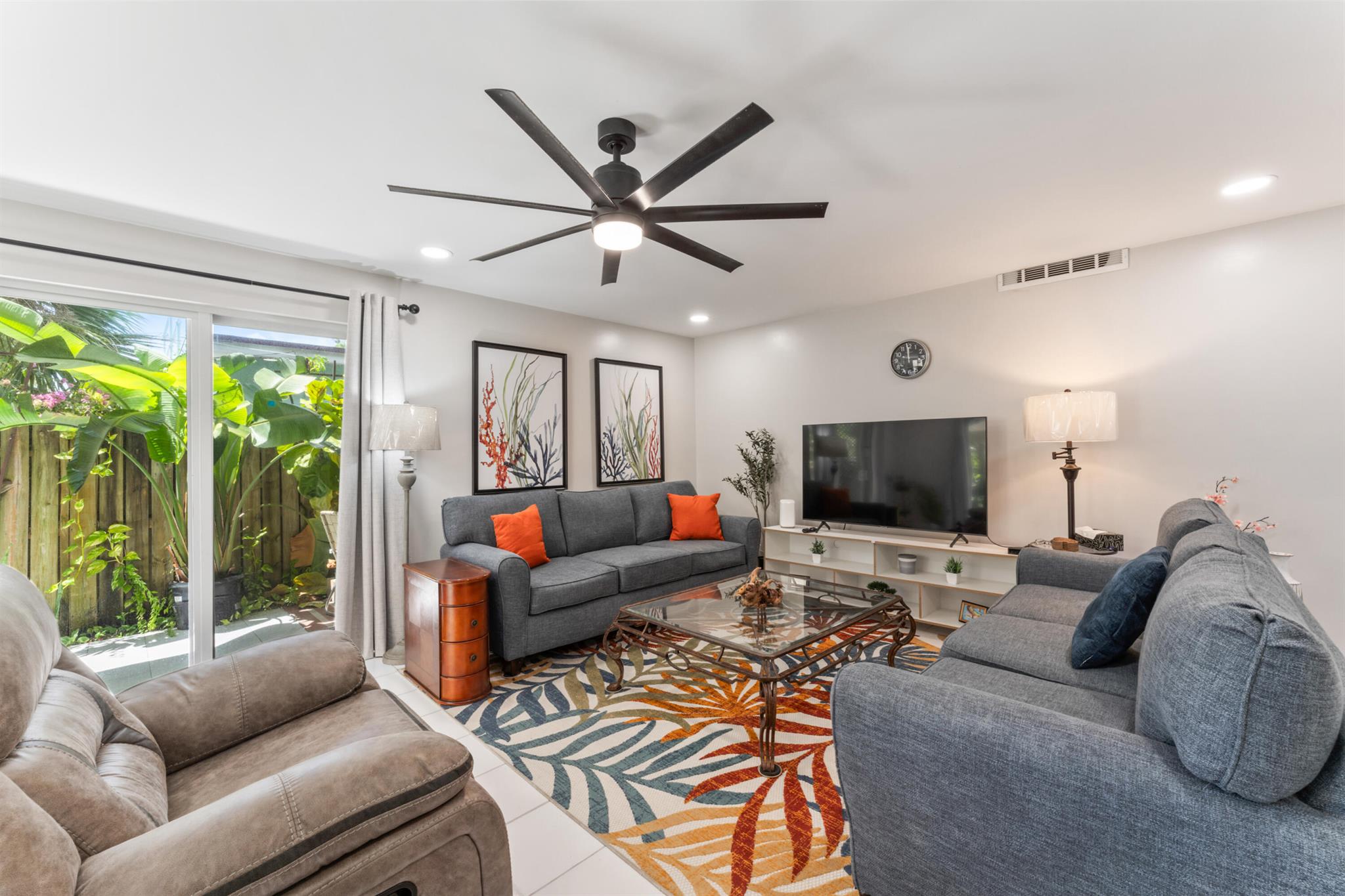 SHORE SIDE COND DECL FILE - Residential