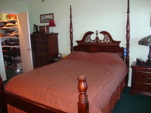 SHUTTERS CONDO - Residential