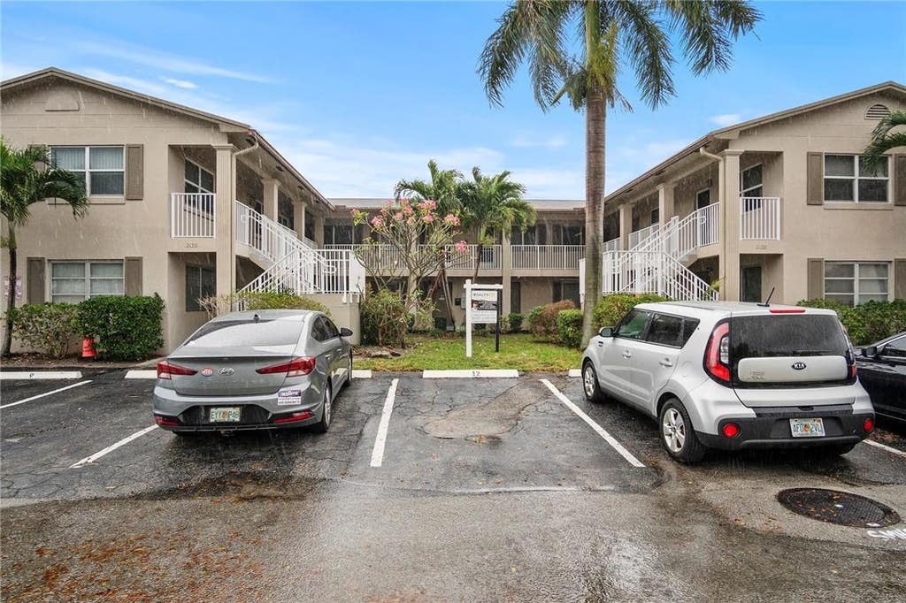 Photo of 2130 NE 42ND Court #8, Lighthouse Point, FL 33064 (MLS # B26063177)