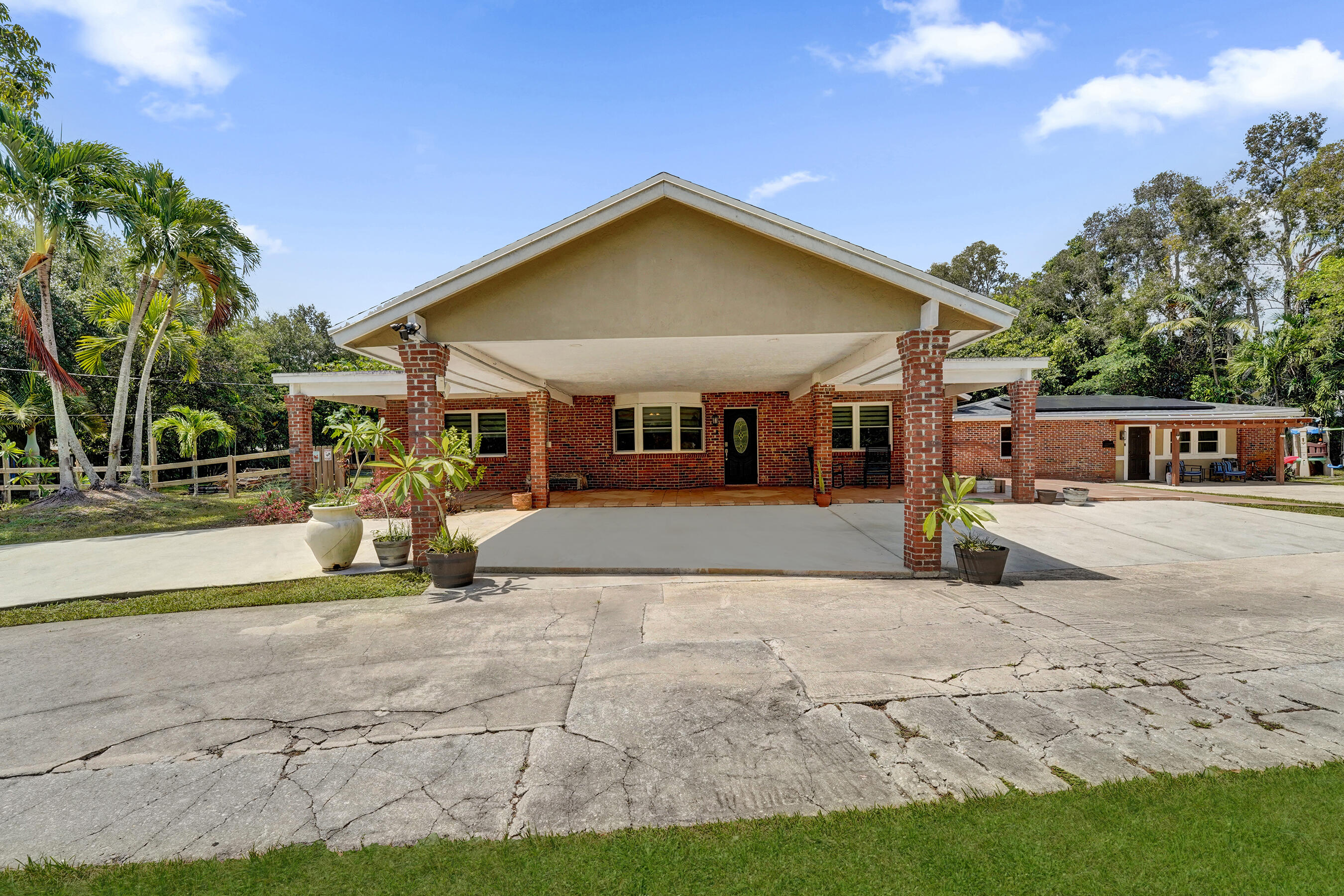 10951 SW 58th Court