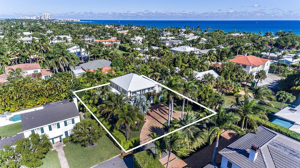 EL ENCANTO - Residential