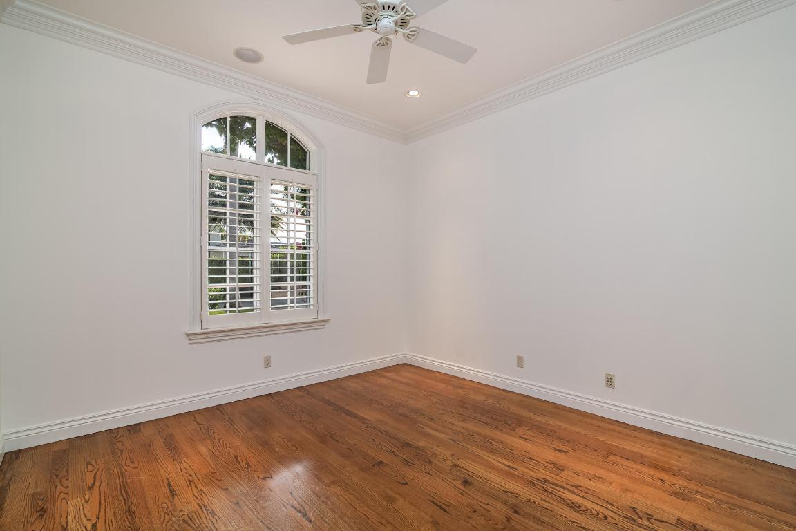 EL ENCANTO - Residential