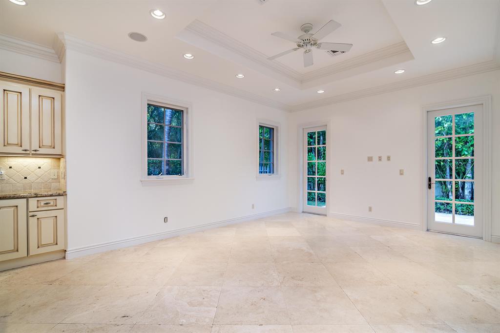 EL ENCANTO - Residential