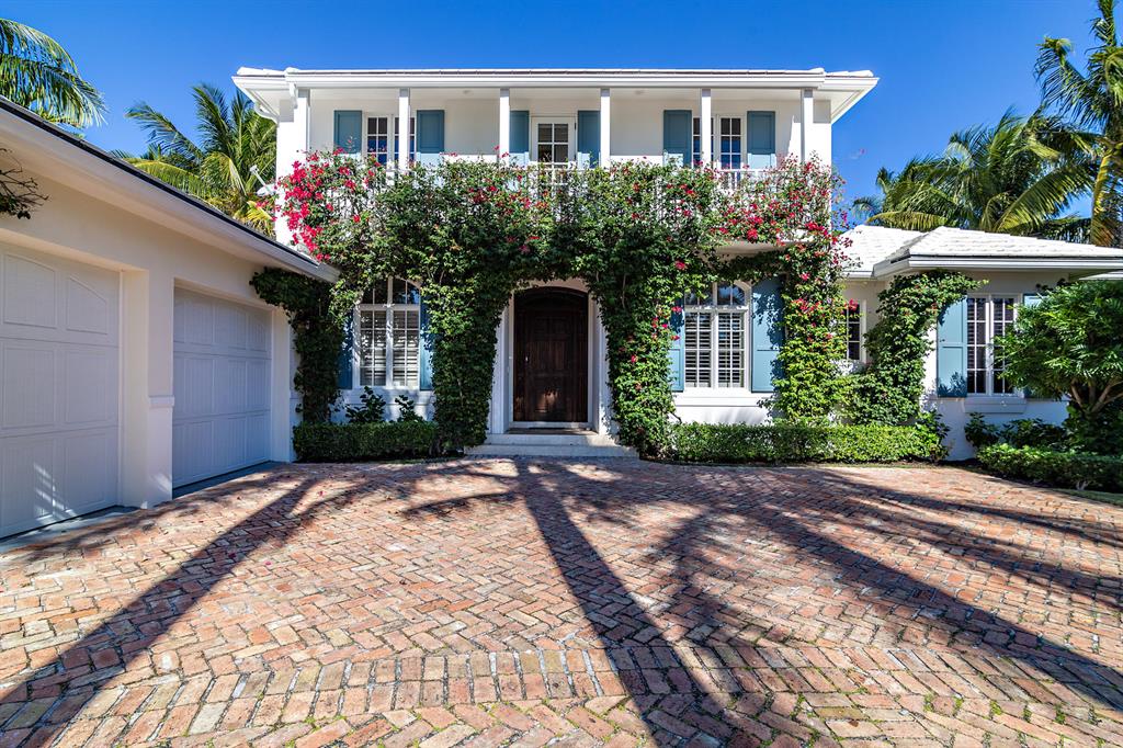 EL ENCANTO - Residential