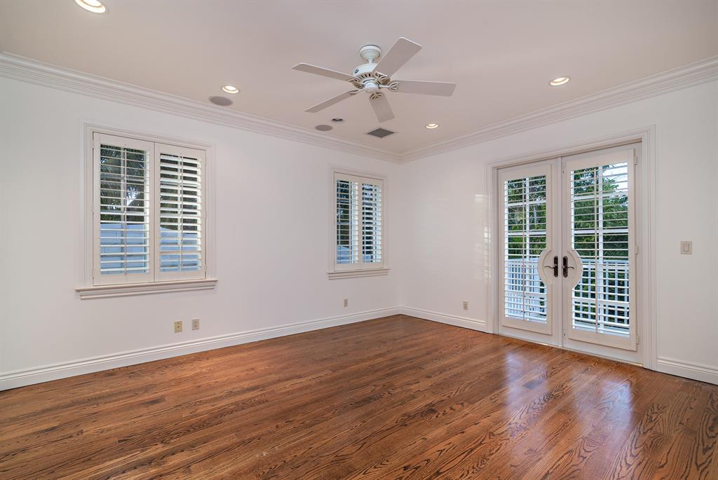 EL ENCANTO - Residential