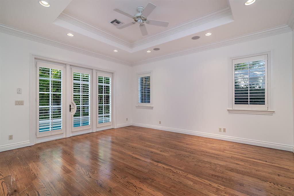 EL ENCANTO - Residential