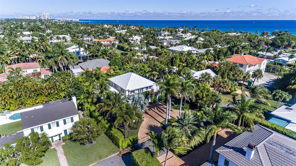 EL ENCANTO - Residential