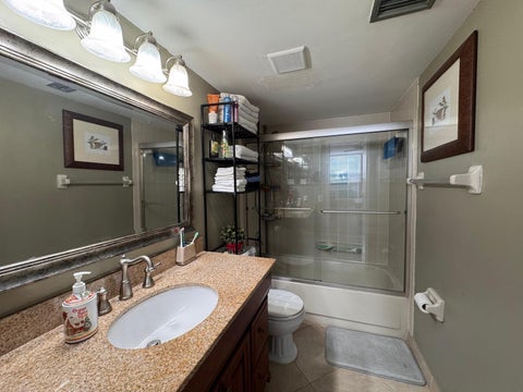 Tiny photo for 115 Lake Emerald Drive #410, Oakland Park, FL 33309 (MLS # B26076520)