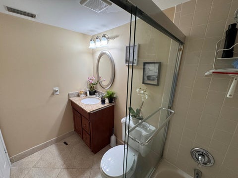 Tiny photo for 115 Lake Emerald Drive #410, Oakland Park, FL 33309 (MLS # B26076520)